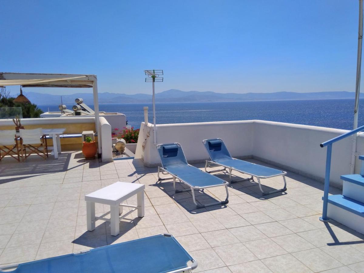 Villa Danae - Seaside Villa With Pool & Hot Tub Piso Livadi Exterior photo
